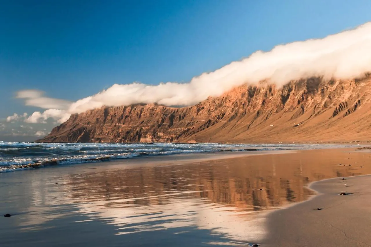 Home2Book Charming Seashell Apartment Beachview Playa Honda  0*, Playa Honda (Lanzarote)
